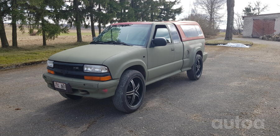 Chevrolet S-10 Pickup 1 generation