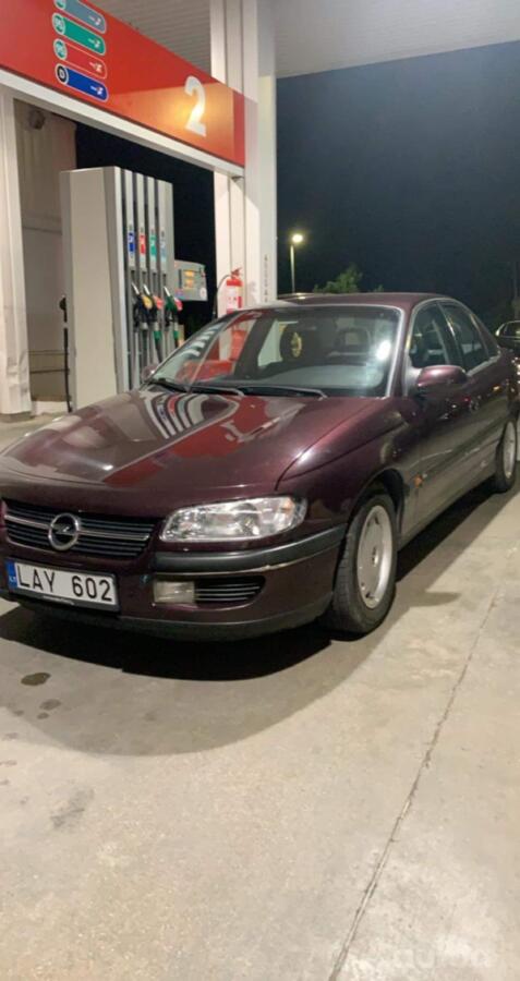 Opel Omega B Sedan