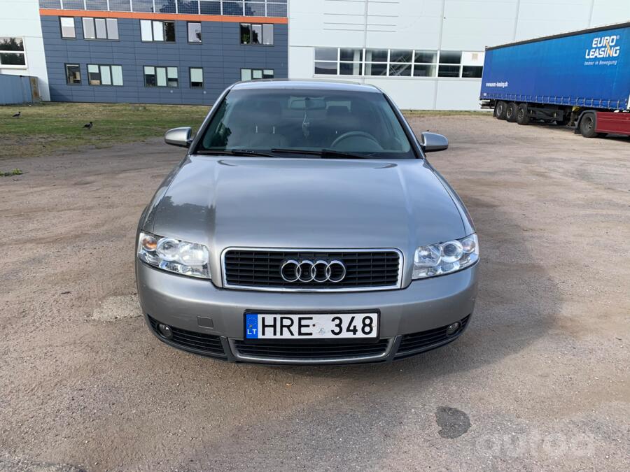 Audi A4 B6 Sedan