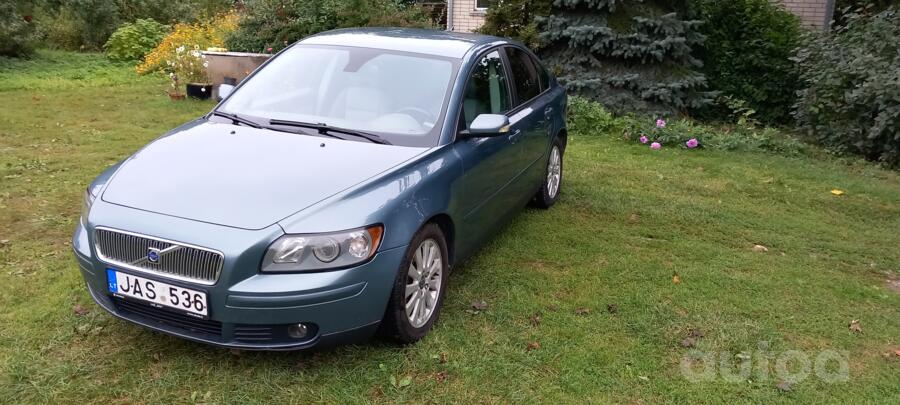 Volvo S40 2 generation Sedan