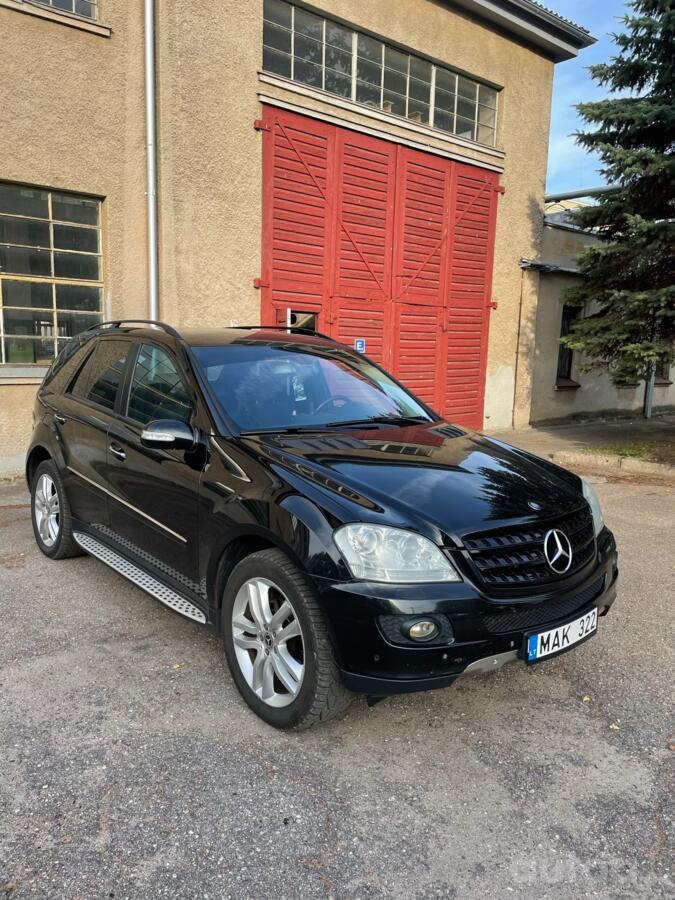 Mercedes-Benz M-Class W164 Crossover 5-doors