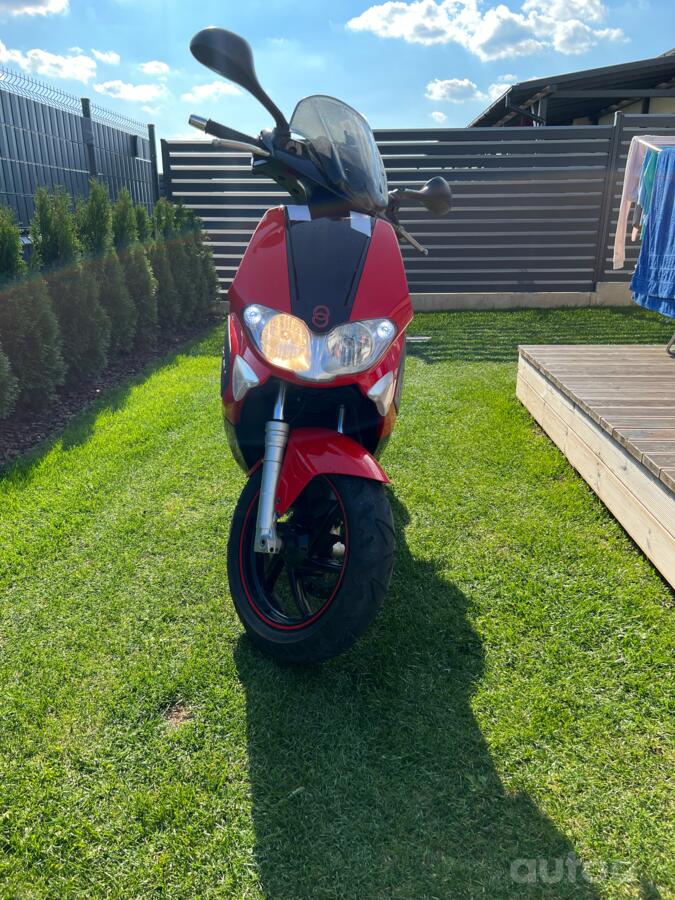 Gilera Runner