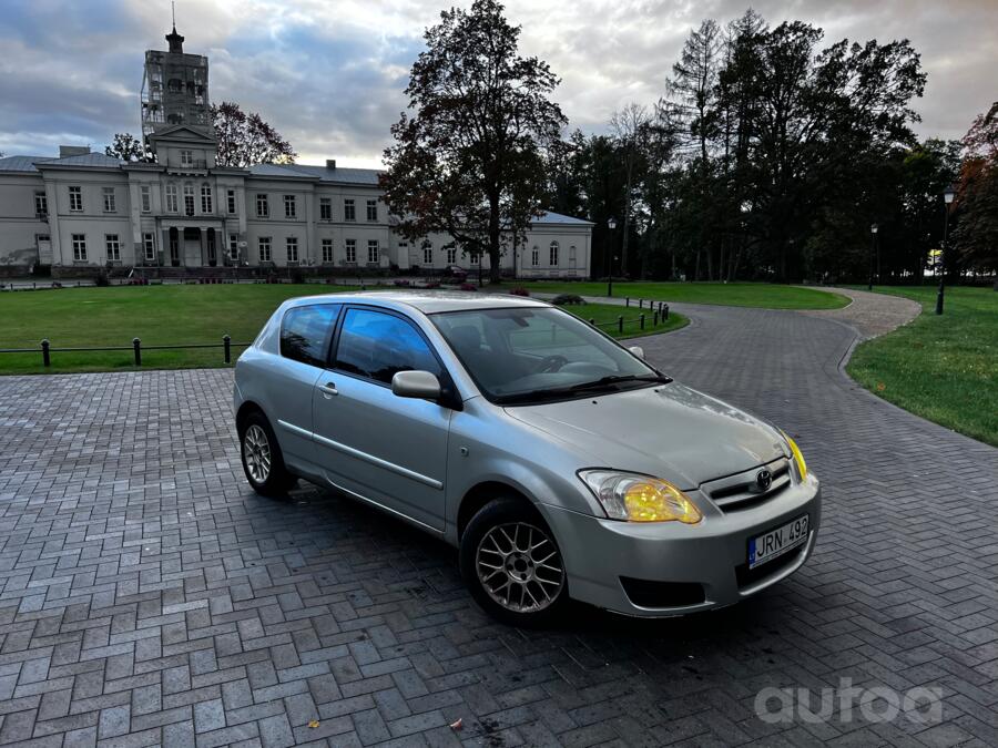 Toyota Corolla E130 [restyling] Hatchback 3-doors