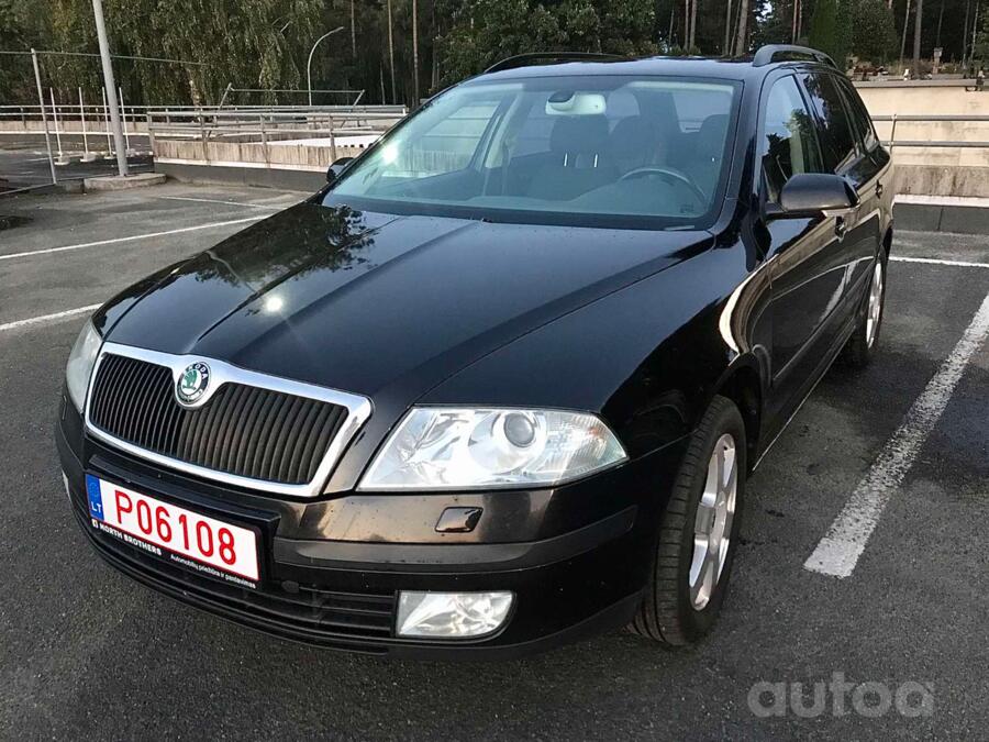 Skoda Octavia 2 generation Combi wagon 5-doors