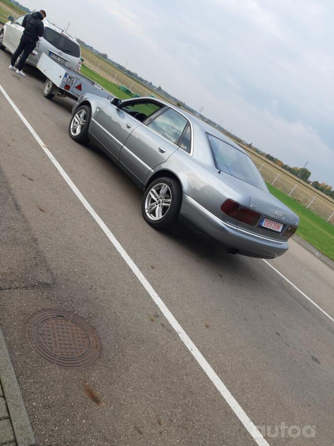 Audi A8 D2/4D [restyling] Sedan 4-doors