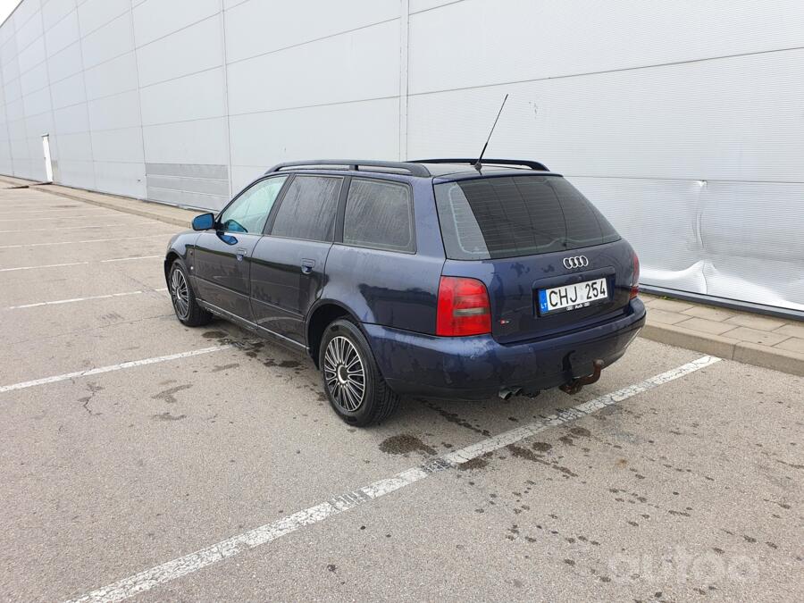Audi A4 B5 Avant wagon 5-doors