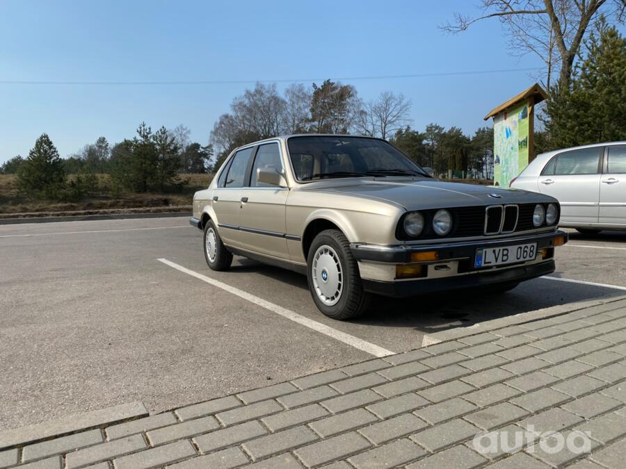 BMW 3 Series E30 Sedan 4-doors