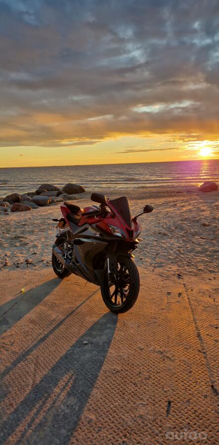 Yamaha YZF