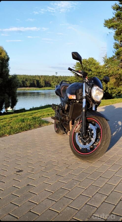 Suzuki GSR 600
