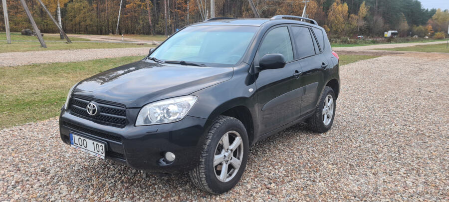 Toyota RAV4 3 generation Crossover