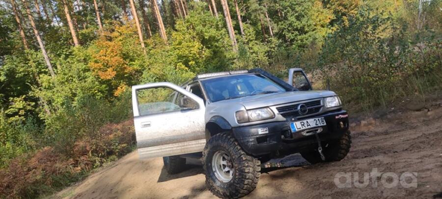 Opel Frontera B SUV 5-doors