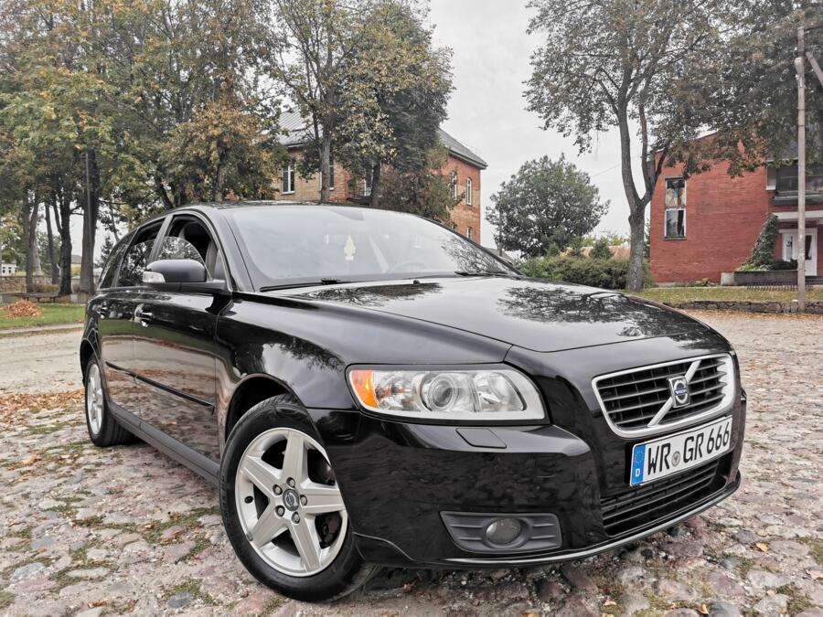 Volvo V50 1 generation [restyling]
