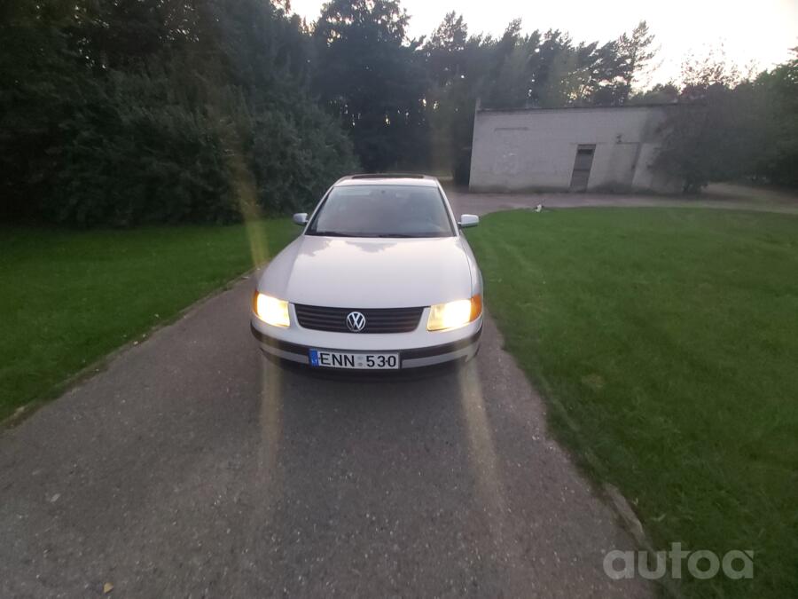 Volkswagen Passat B5 Sedan 4-doors
