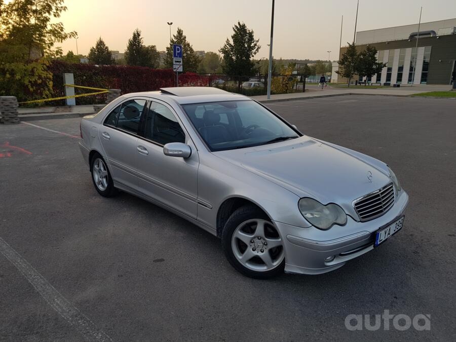 Mercedes-Benz C-Class W203/S203/CL203 Sedan
