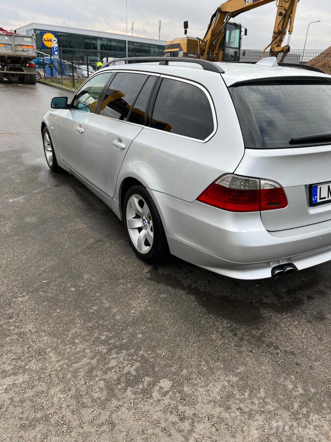 BMW 5 Series E60/E61 Touring wagon