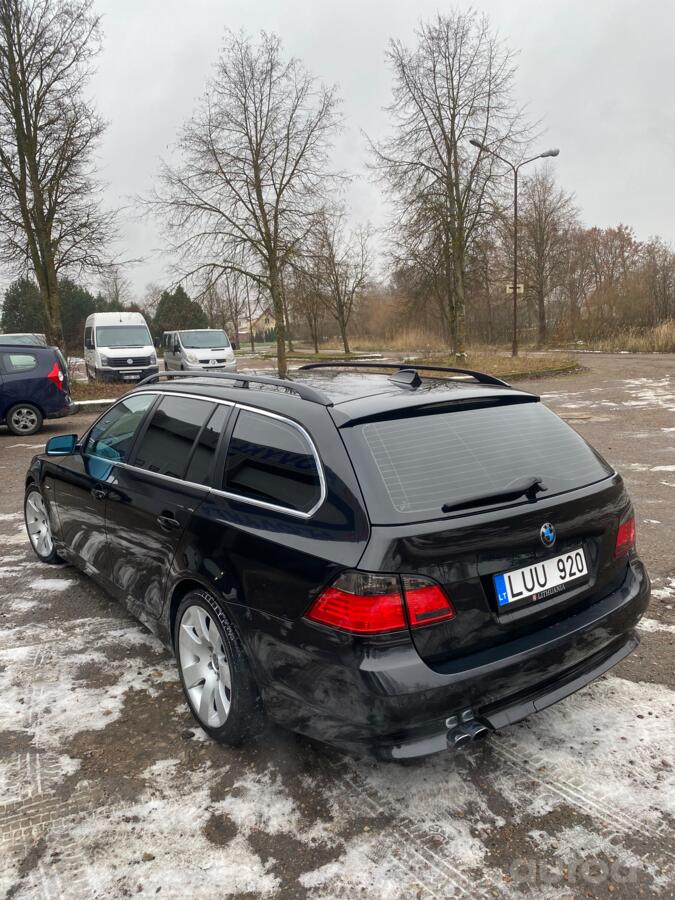 BMW 5 Series E60/E61 Touring wagon