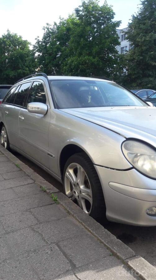 Mercedes-Benz E-Class W211/S211 wagon 5-doors