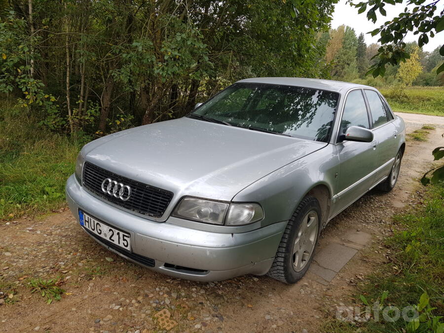Audi A8 D2/4D Sedan 4-doors