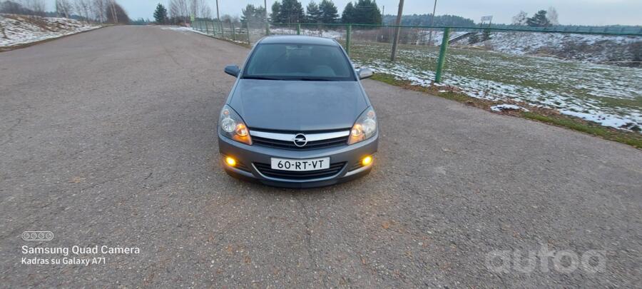Opel Astra H Hatchback
