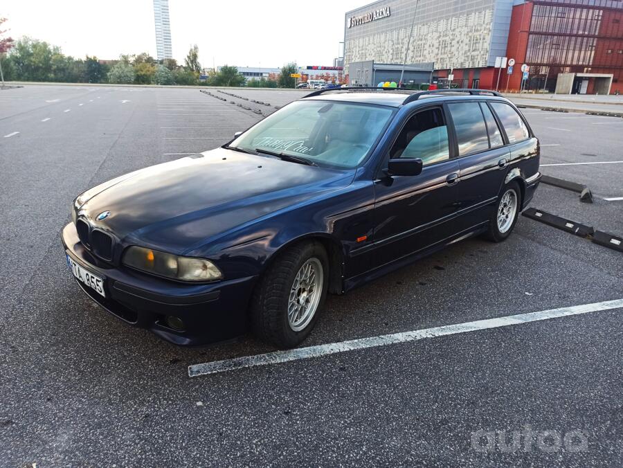 BMW 5 Series E39 Touring wagon