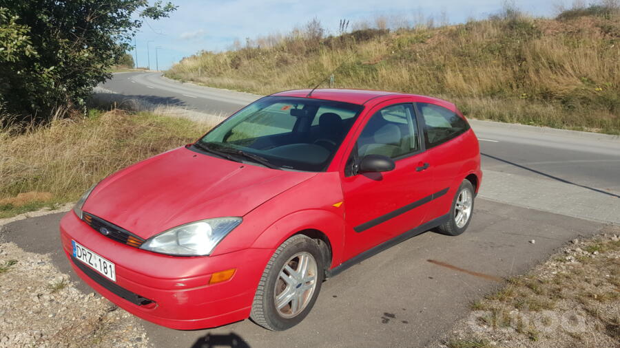 Ford Focus (North America) 1 generation Hatchback 3 doors