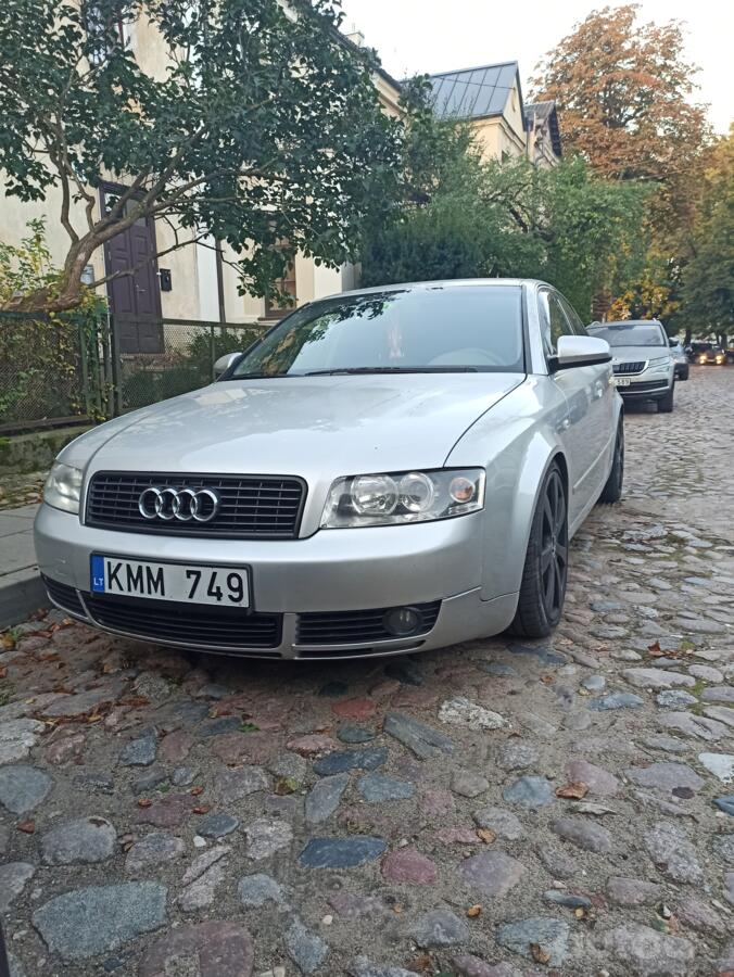 Audi A4 B6 Sedan