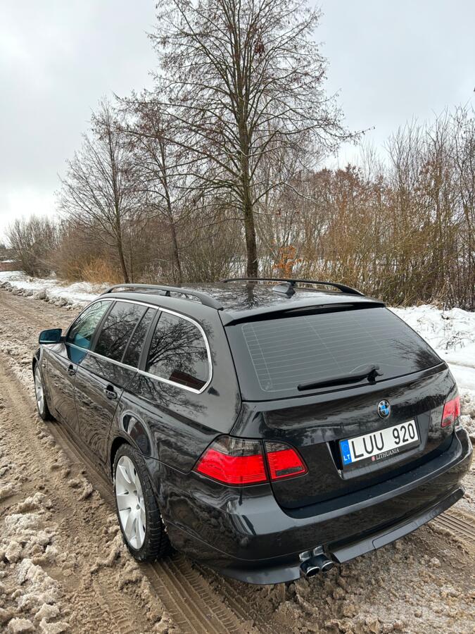 BMW 5 Series E60/E61 Touring wagon