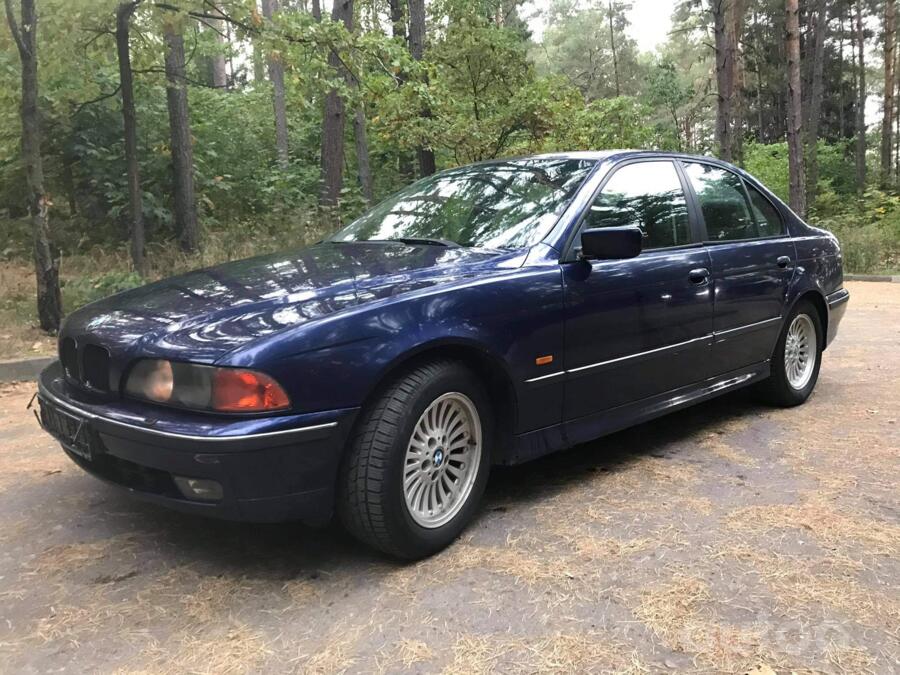 BMW 5 Series E39 Sedan 4-doors