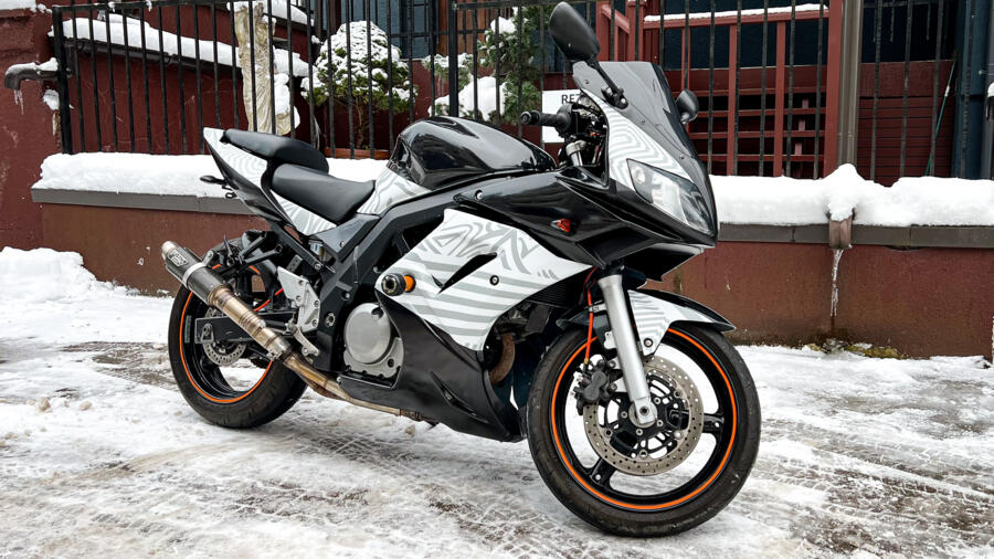 Suzuki SV