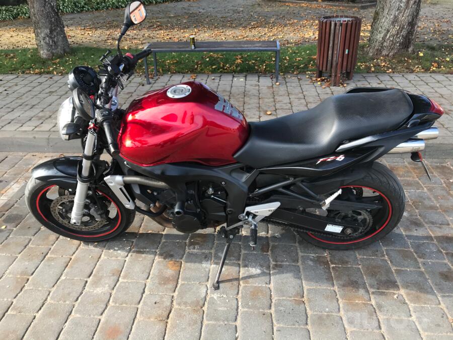 Yamaha FZ