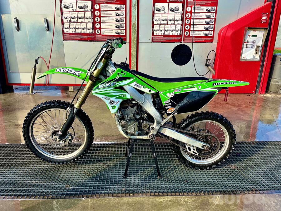 Kawasaki KFX