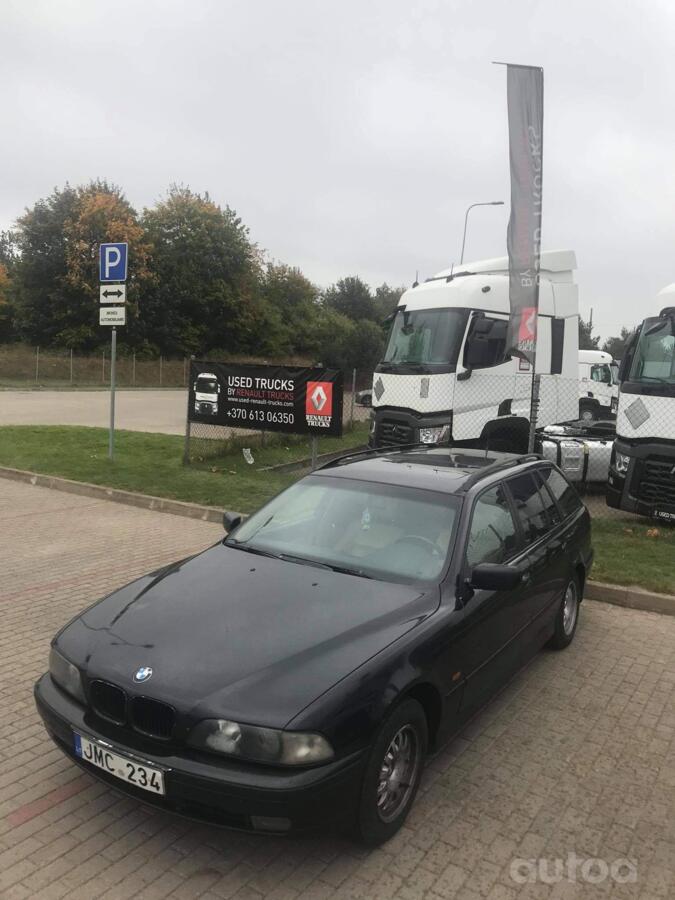 BMW 5 Series E39 Touring wagon