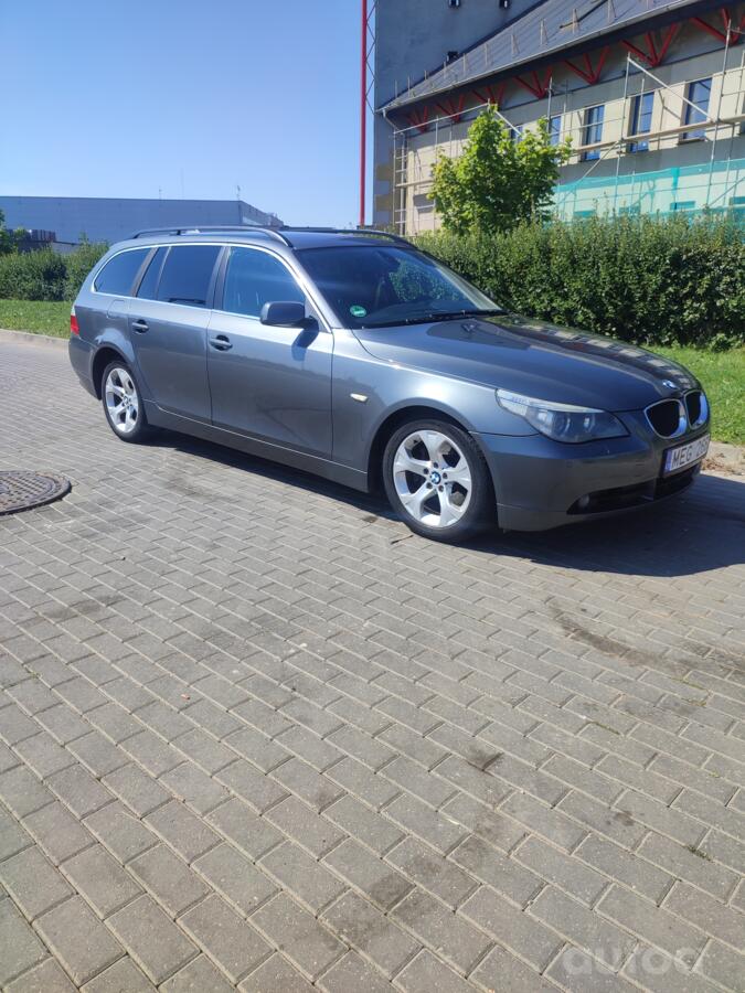 BMW 5 Series E60/E61 Touring wagon