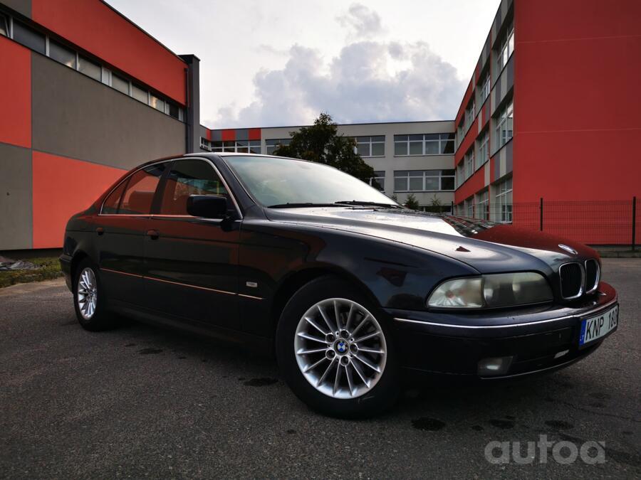 BMW 5 Series E39 Sedan 4-doors
