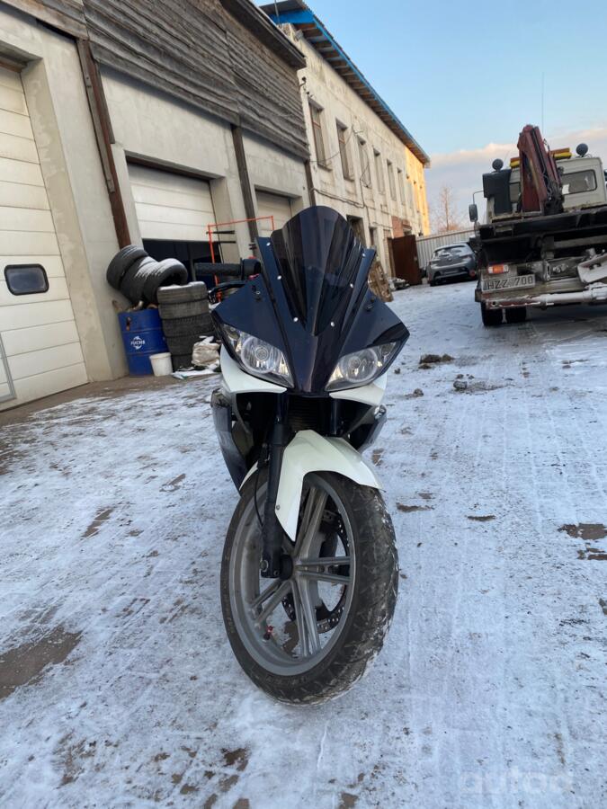 Yamaha YZF