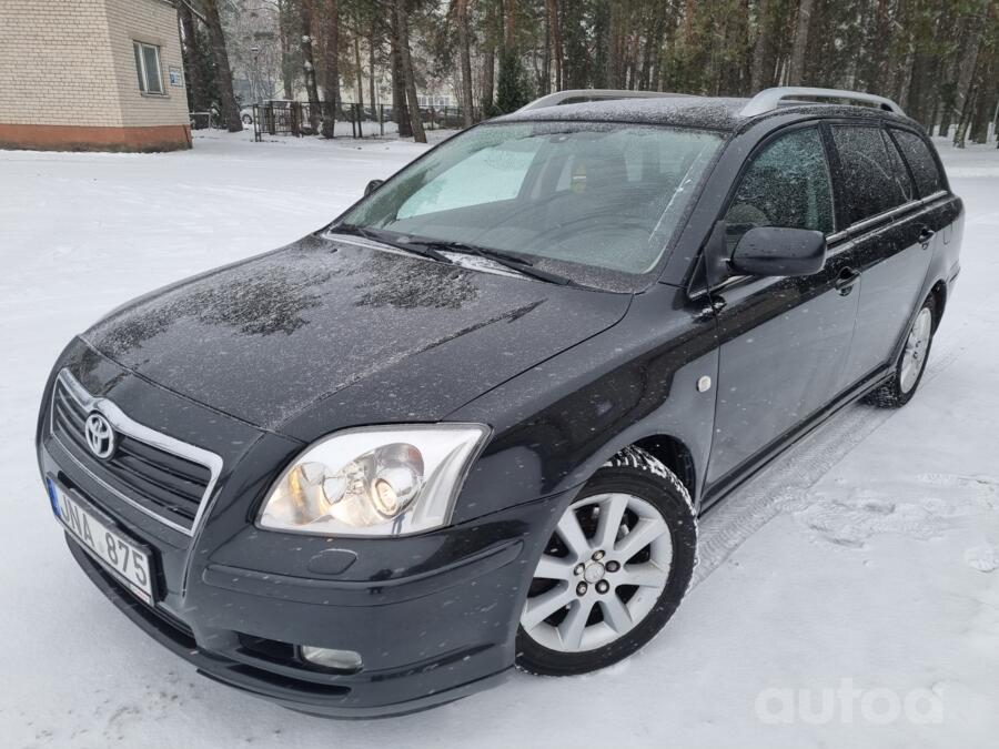 Toyota Avensis 2 generation wagon