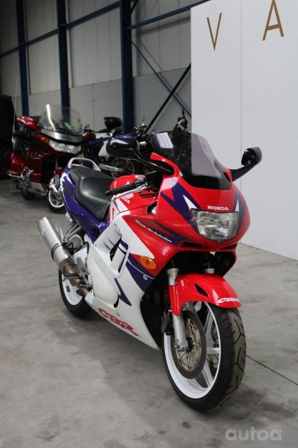 Honda CBR