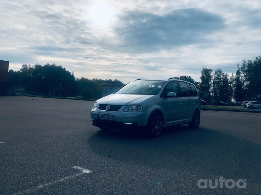 Volkswagen Touran 1 generation Minivan