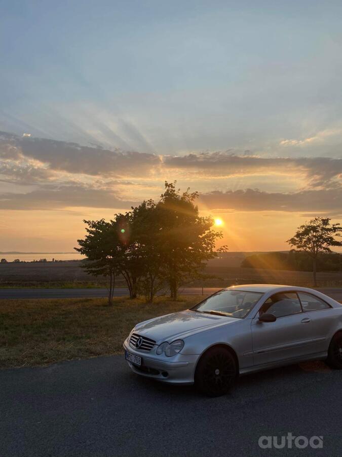 Mercedes-Benz CLK-Class C209/A209 Coupe