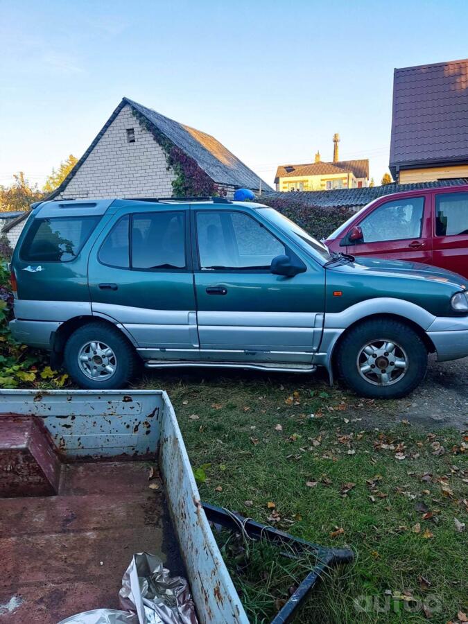 Tata Safari 1 generation SUV
