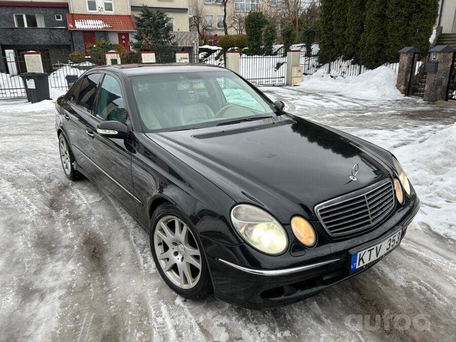 Mercedes-Benz E-Class W211 Sedan