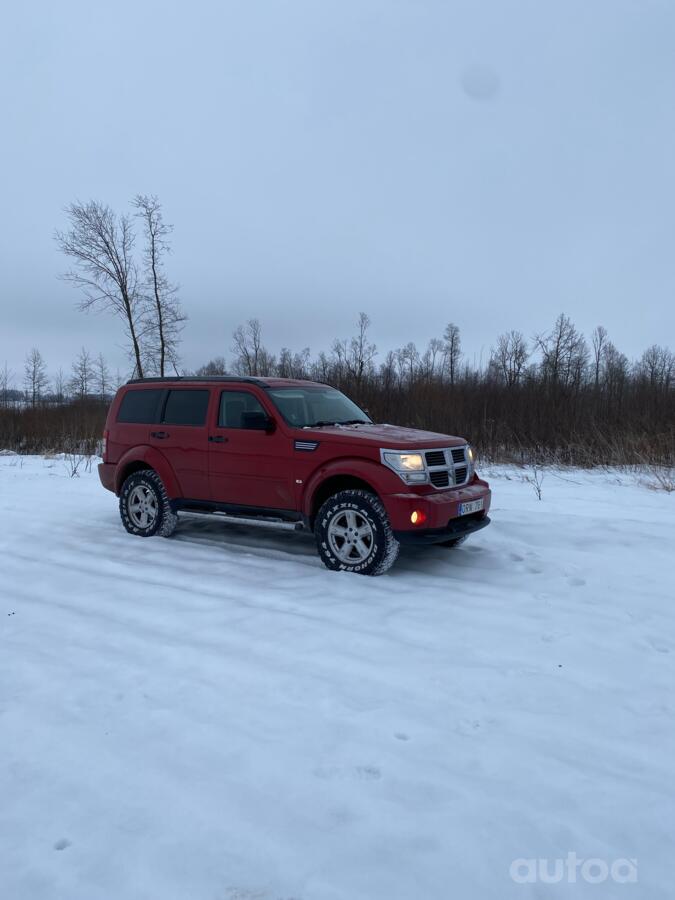 Dodge Nitro 1 generation SUV