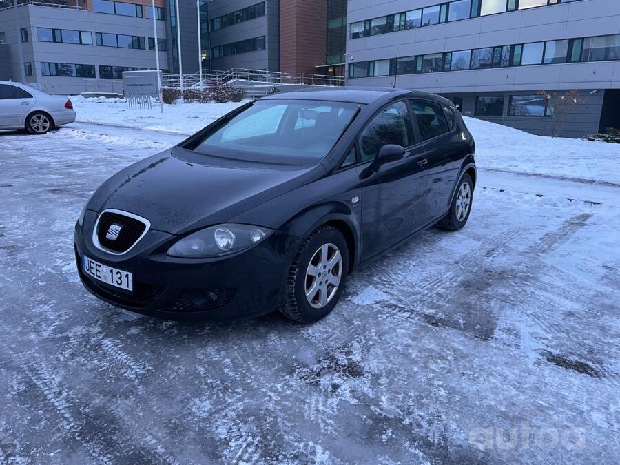 SEAT Leon 2 generation Hatchback 5-doors