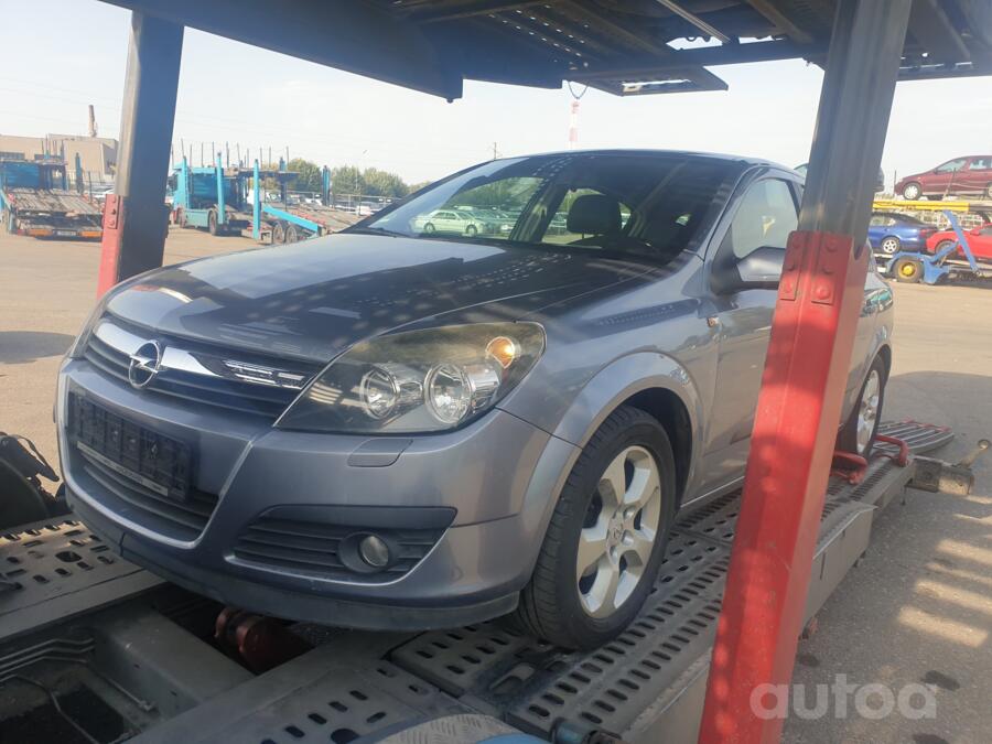 Opel Astra H Hatchback