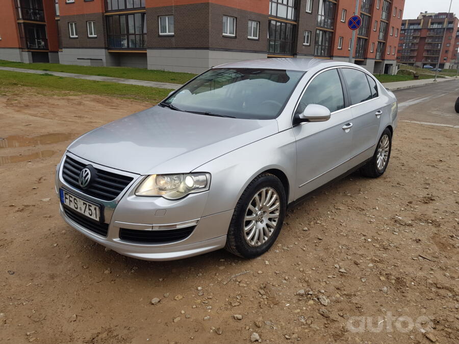 Volkswagen Passat B6 Sedan 4-doors