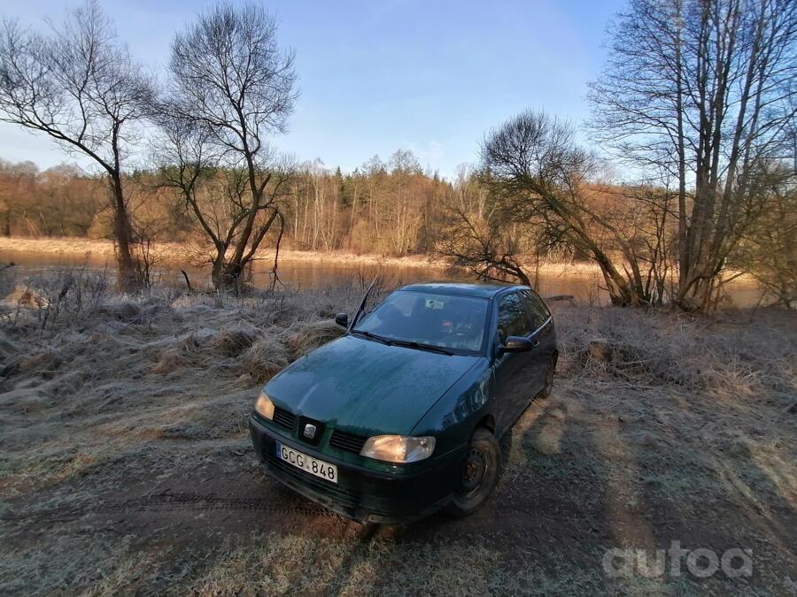 SEAT Ibiza 2 generation [restyling] Hatchback