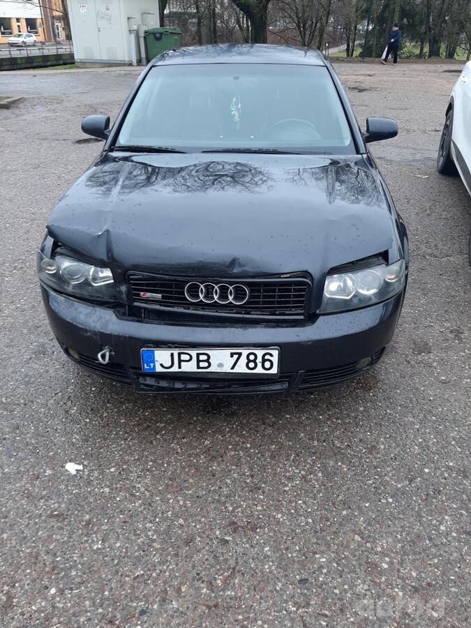 Audi A4 B6 Sedan