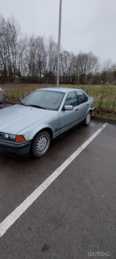 BMW 3 Series E36 Sedan