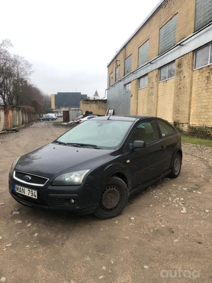 Ford Focus 2 generation Hatchback 3-doors