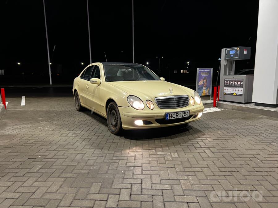 Mercedes-Benz E-Class W211 Sedan